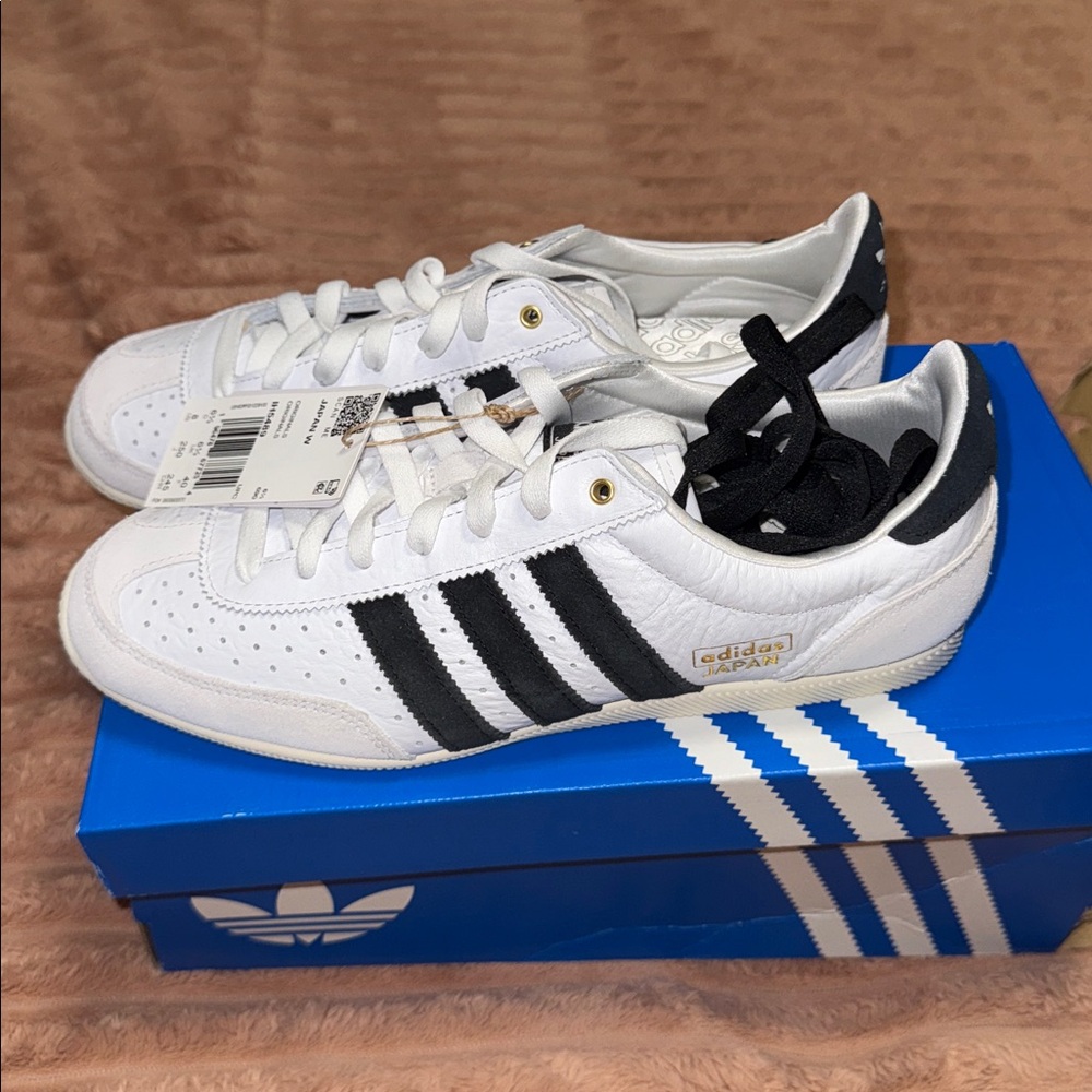 Japan W Adidas